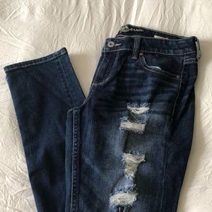 Arizona Distressed Super Skinny Jeans